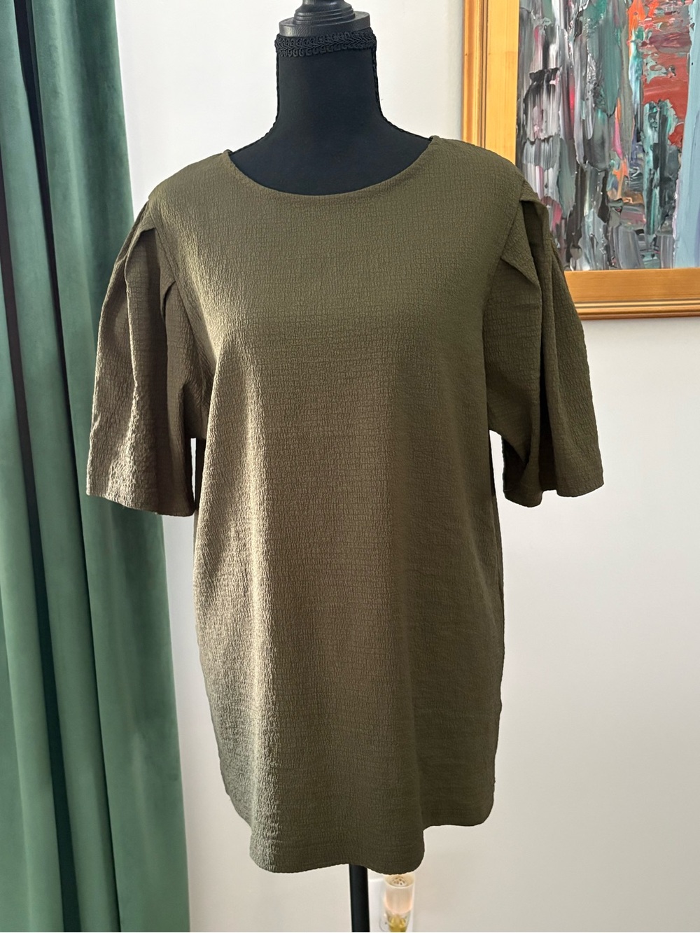 Source Unknown Olive Green Textured Short Sleeve Top
